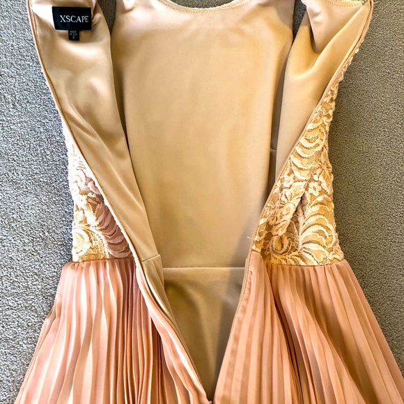 XSCAPE Dress, perfect for weddings, prom/graduation. extravagant and stylish. - Picture 9 of 9